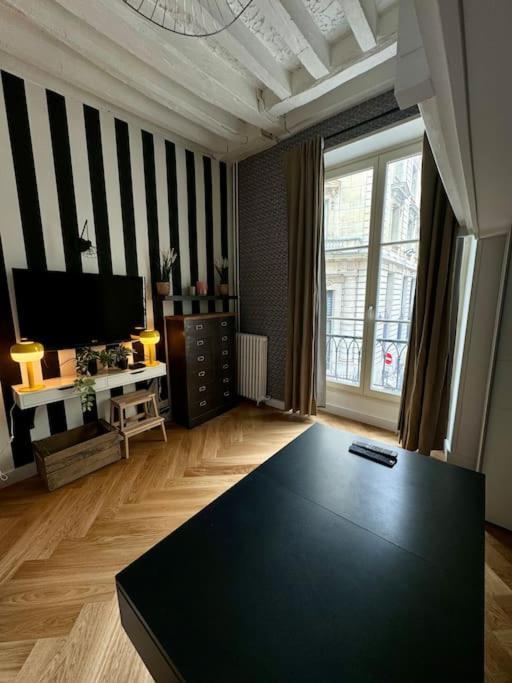 Appartement Au Coeur De Párizs Kültér fotó
